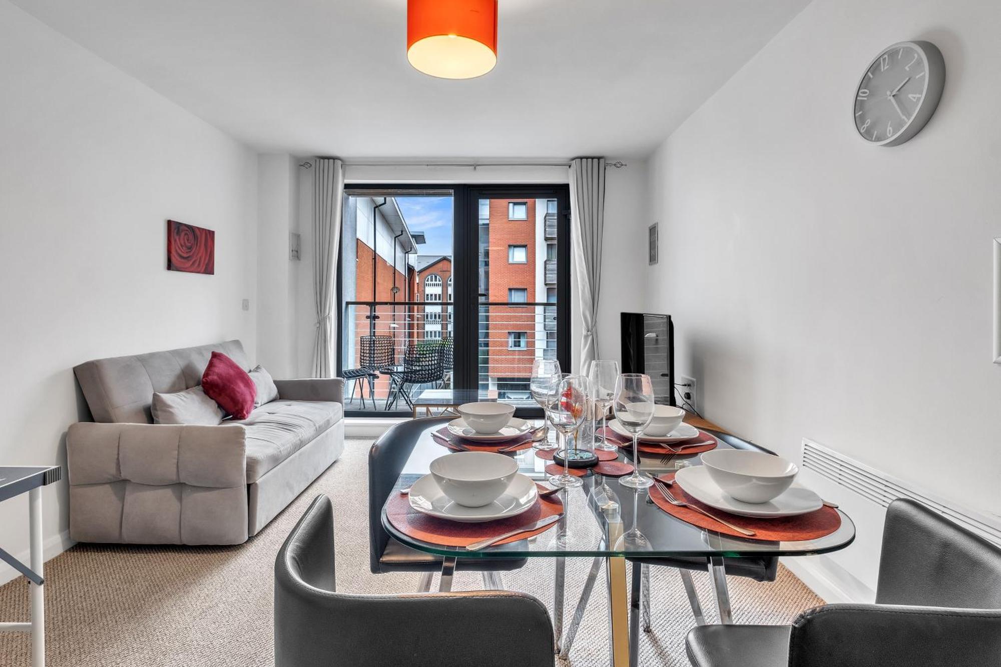 Central Suite Near Mailbox, King Bed, Ping Pong, Netflix, Sleeps 4 Birmingham Zewnętrze zdjęcie