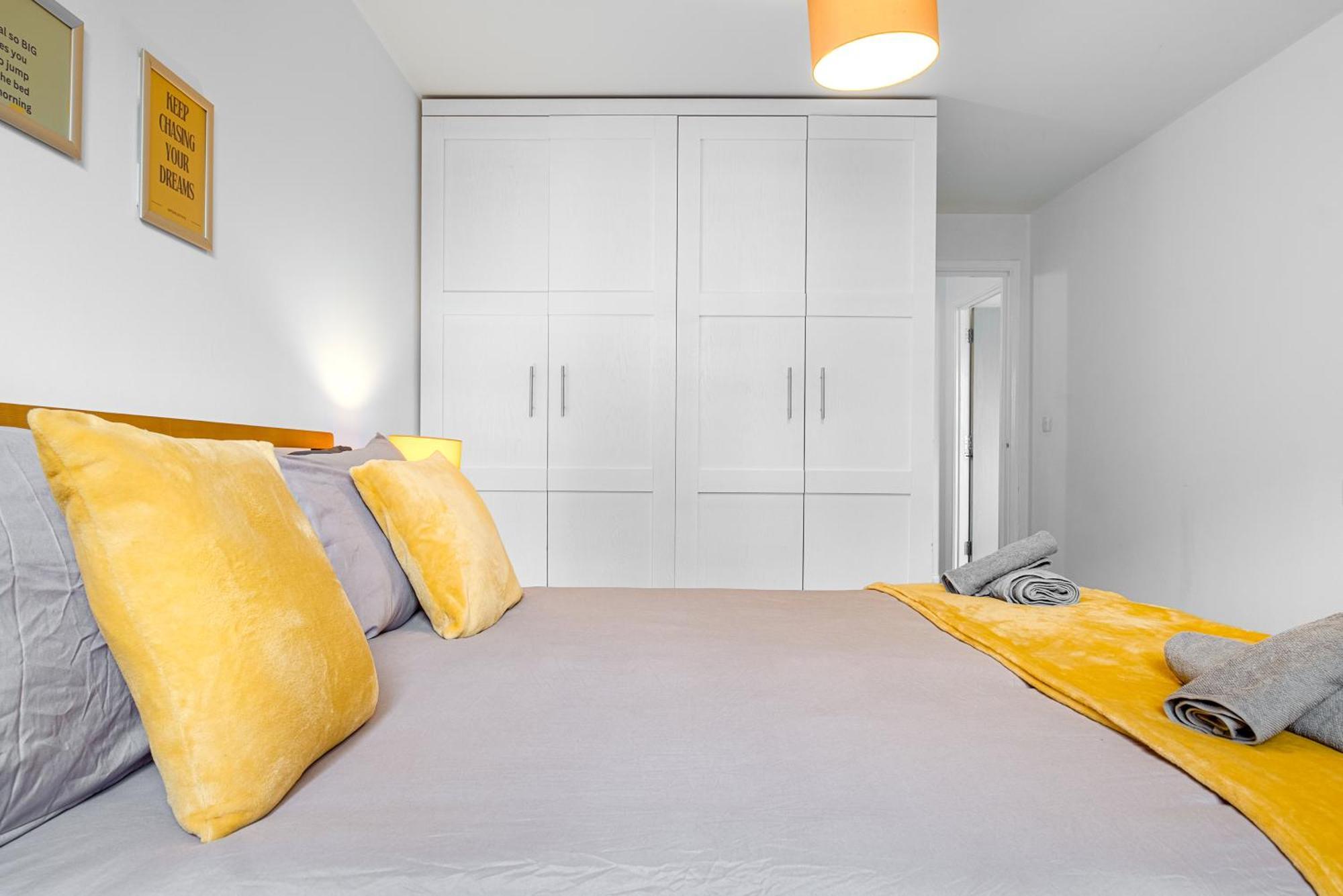 Central Suite Near Mailbox, King Bed, Ping Pong, Netflix, Sleeps 4 Birmingham Zewnętrze zdjęcie