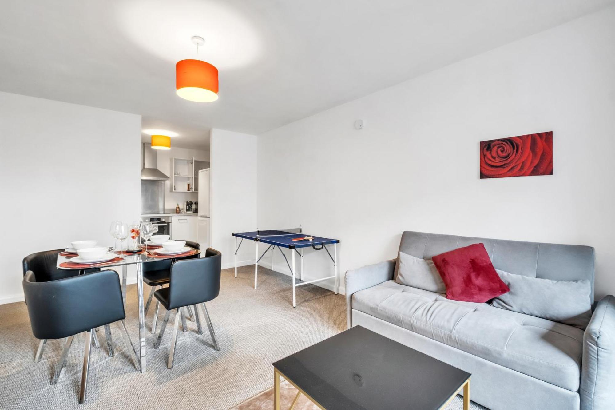 Central Suite Near Mailbox, King Bed, Ping Pong, Netflix, Sleeps 4 Birmingham Zewnętrze zdjęcie