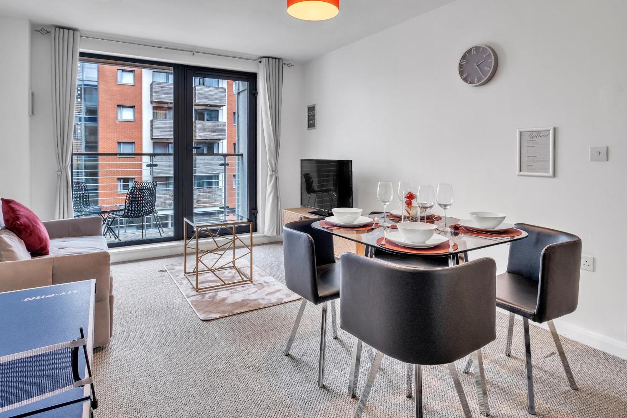 Central Suite Near Mailbox, King Bed, Ping Pong, Netflix, Sleeps 4 Birmingham Zewnętrze zdjęcie