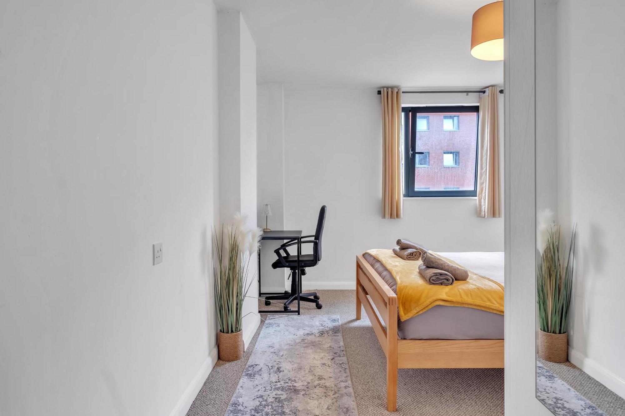 Central Suite Near Mailbox, King Bed, Ping Pong, Netflix, Sleeps 4 Birmingham Zewnętrze zdjęcie