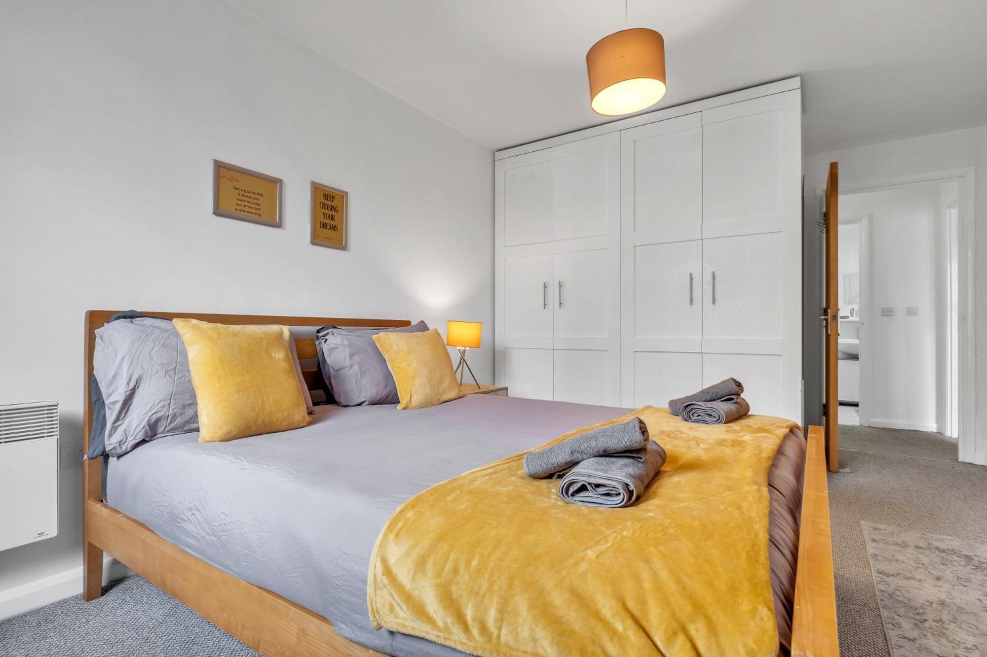 Central Suite Near Mailbox, King Bed, Ping Pong, Netflix, Sleeps 4 Birmingham Zewnętrze zdjęcie