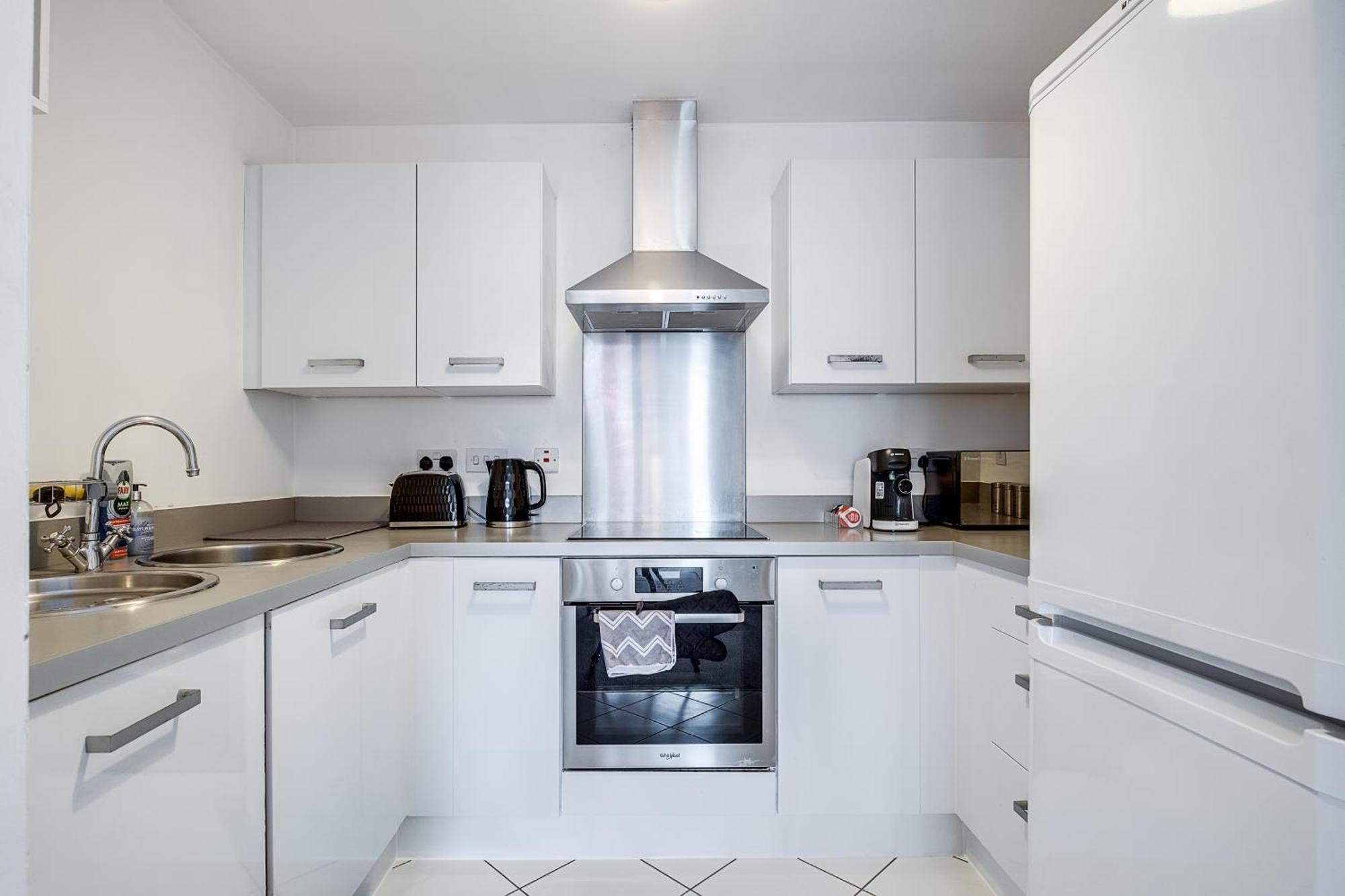 Central Suite Near Mailbox, King Bed, Ping Pong, Netflix, Sleeps 4 Birmingham Zewnętrze zdjęcie