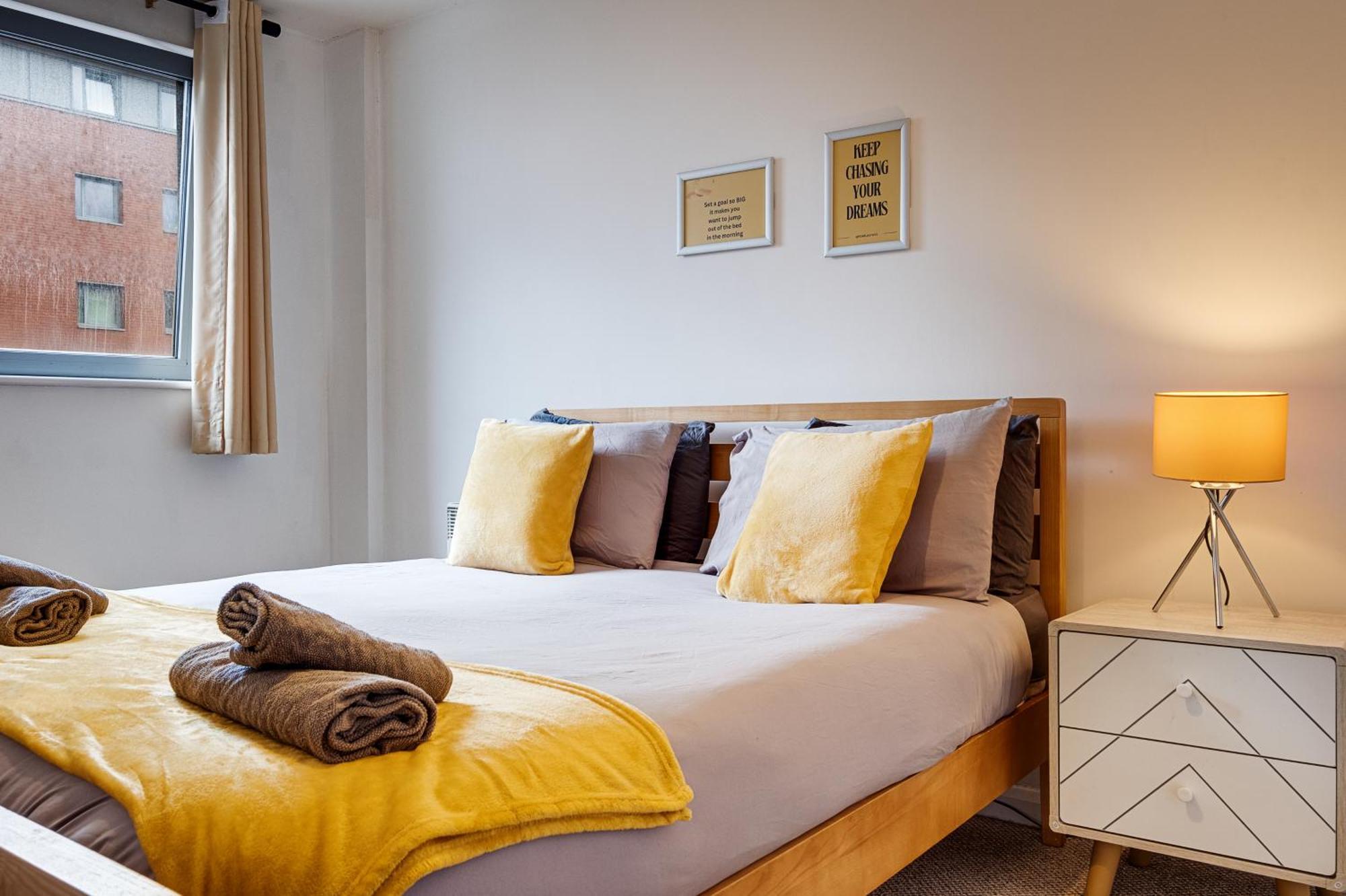 Central Suite Near Mailbox, King Bed, Ping Pong, Netflix, Sleeps 4 Birmingham Zewnętrze zdjęcie